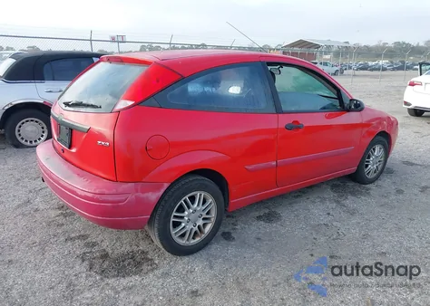 2006 Ford Focus Zx3 z USA, uszkodzony, nr VIN 1FAFP31NX6W257471